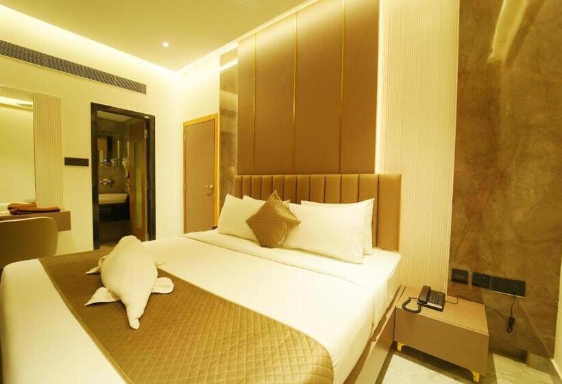 호텔 Yuvraj Le Royale