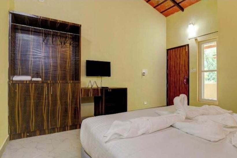 Lazo Areca Resort