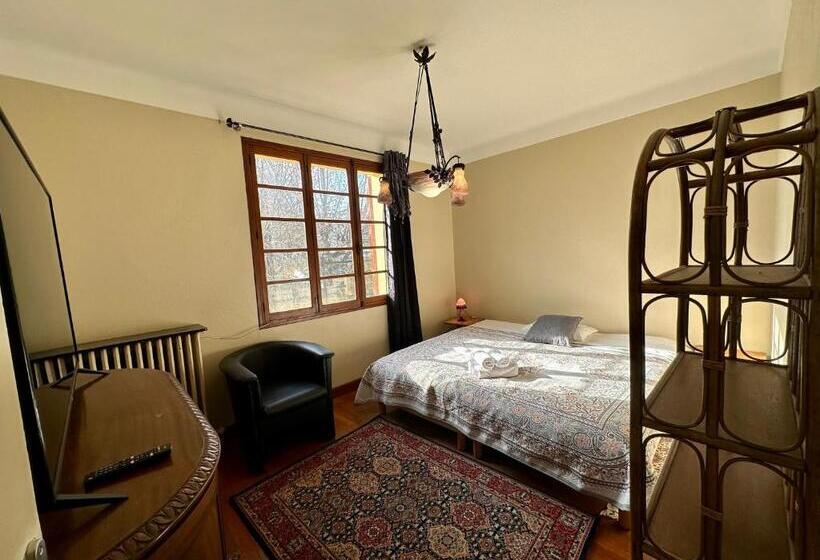بنسيون Chambre D Hôte A Yenne Avec Télé