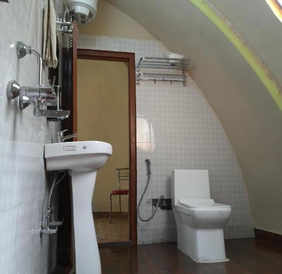 אתר נופש Shiv Forest Villas