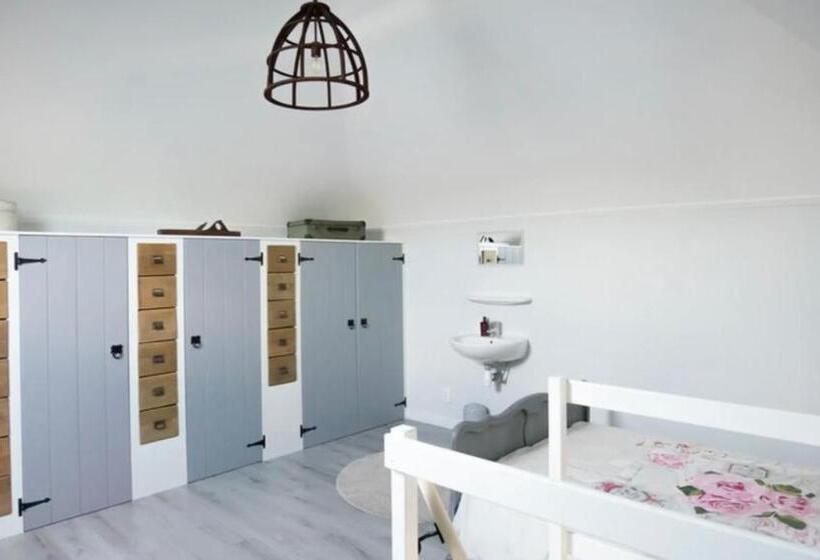 ベッドアンドブレックファースト Vakantiehuis De Hooiberg