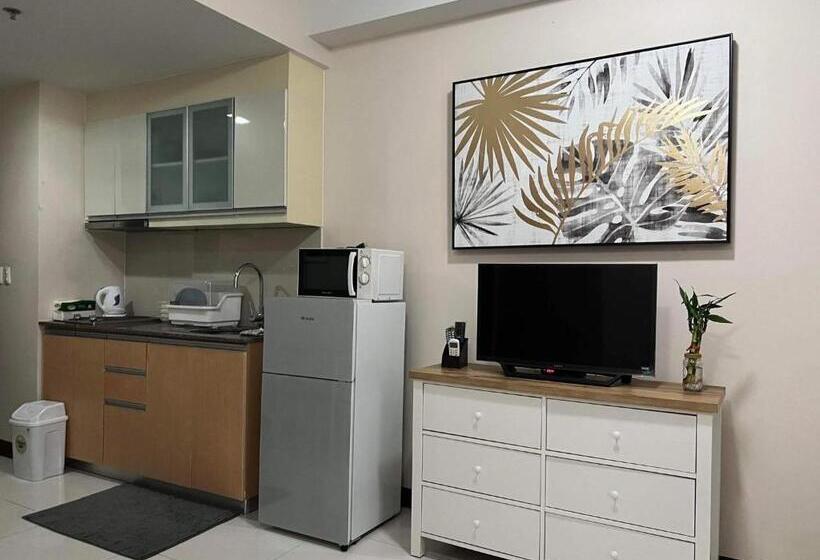 فندق 101 Nb Samspacious Accomodation Place