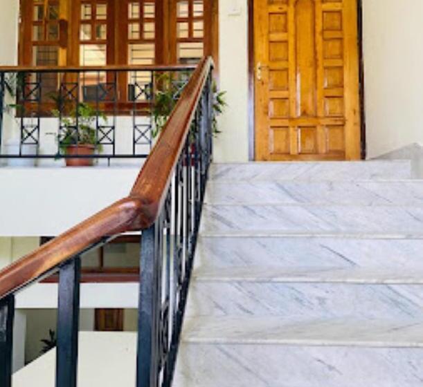 فندق Joyable Homestay , Guwahati