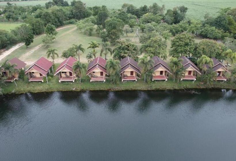 בית מלון כפרי Khao Yai Lake Hill Resort เขาใหญ่เลค ฮิลล์ รีสอร์ท