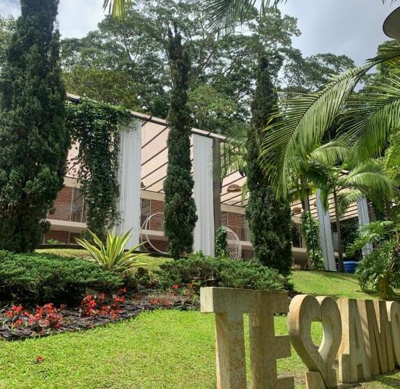 هتل La Colina Balance