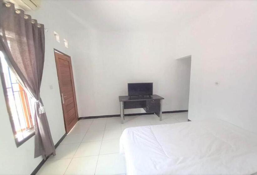 هتل Oyo 93523 Penginapan Laras Paminggir