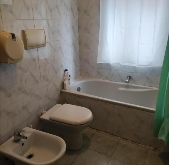 بنسيون Hostal D Annunzio House