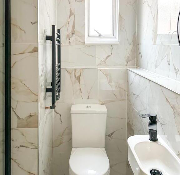 پانسیون Fosse Luxurys