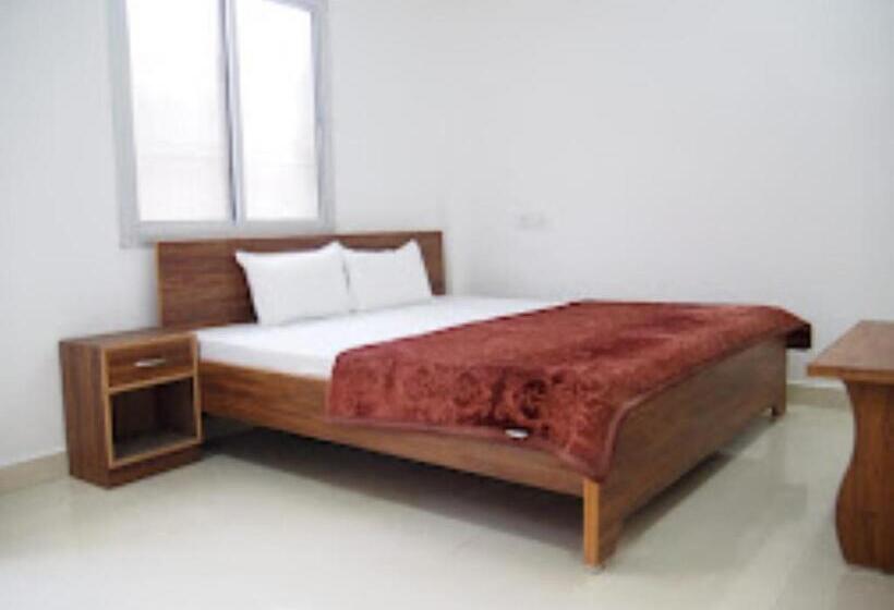بنسيون Lotus Paying Guesthouse Varanasi