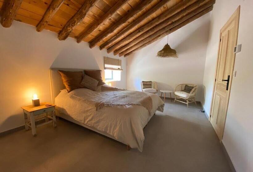 مبيت وإفطار Finca Las Botas