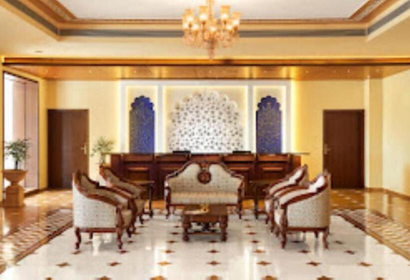 فندق Laxminarayan Club & Resort Vadodara