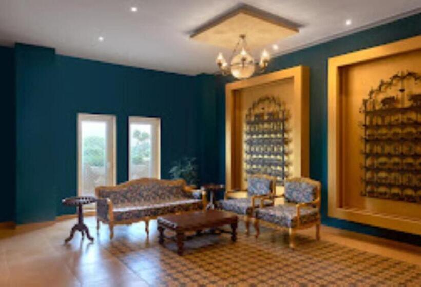 فندق Laxminarayan Club & Resort Vadodara