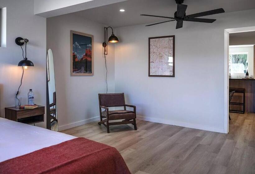 בית מלון כפרי Pitchner Place Creekfront Hot Tub Fire Pit