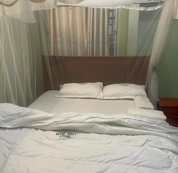 فندق The First Royal Tour Lodge