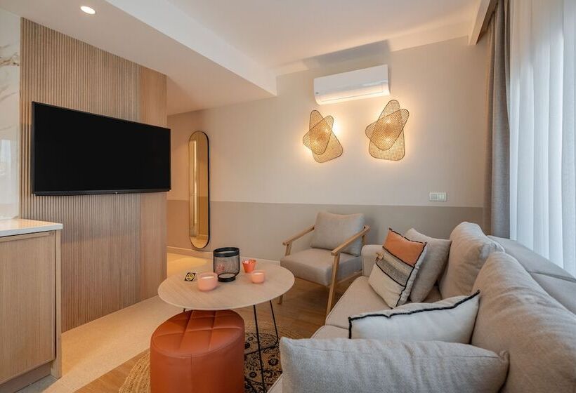 Oli Hotel And Suites