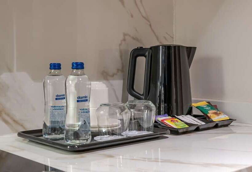 Oli Hotel And Suites