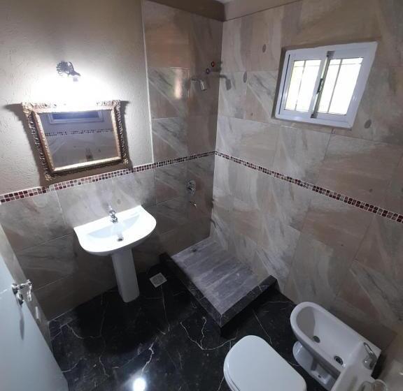 مبيت وإفطار La Amelia