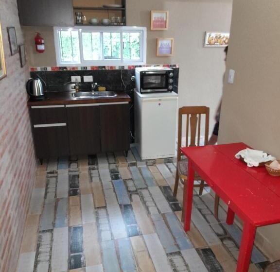 مبيت وإفطار La Amelia