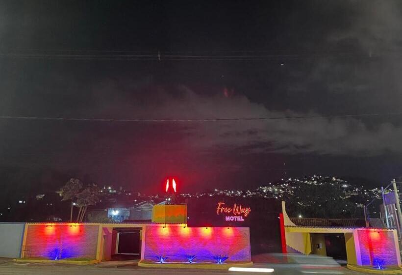 Free Way Motel
