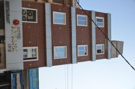 فندق Anandi Inn By Bookingcare