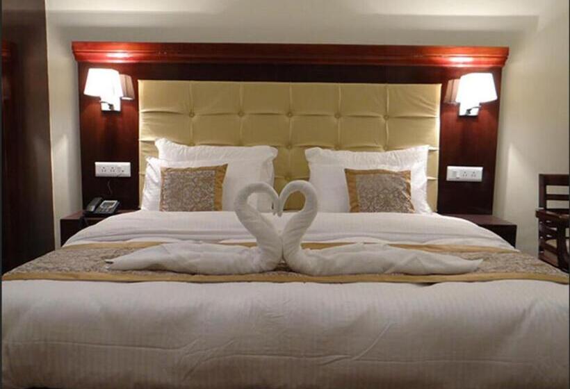 בית מלון כפרי Anandi Inn By Bookingcare