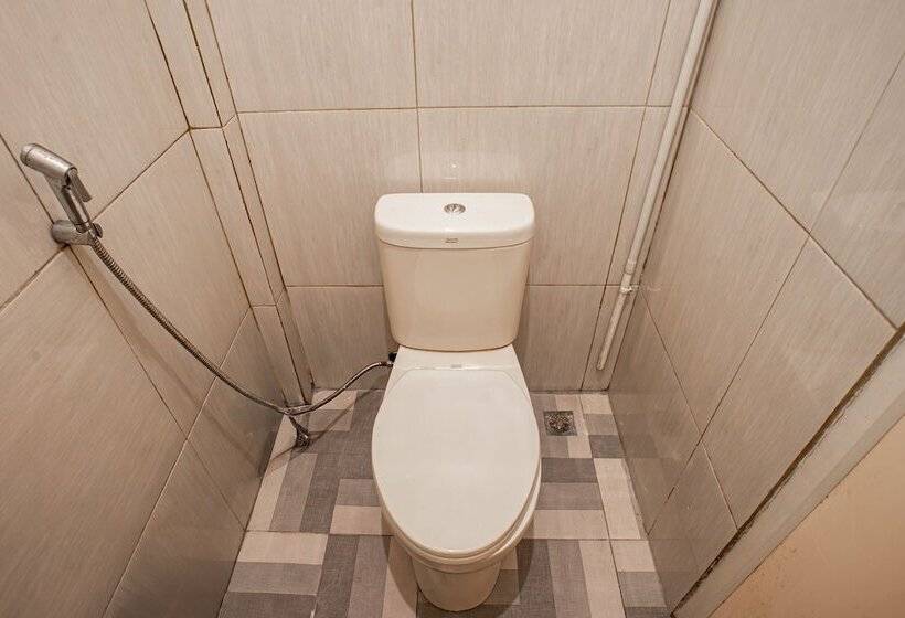 هتل Oyo 93477 Almahyra Guest House Syariah