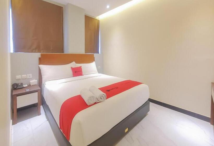 هتل Reddoorz Plus @ Uno Jalan Merak Samarinda