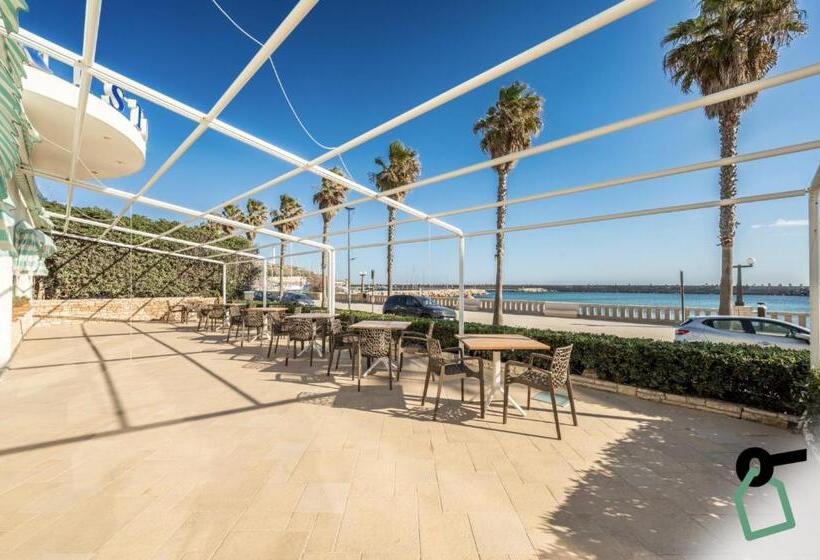 فندق Hotiday Room Collection   Leuca Lungomare
