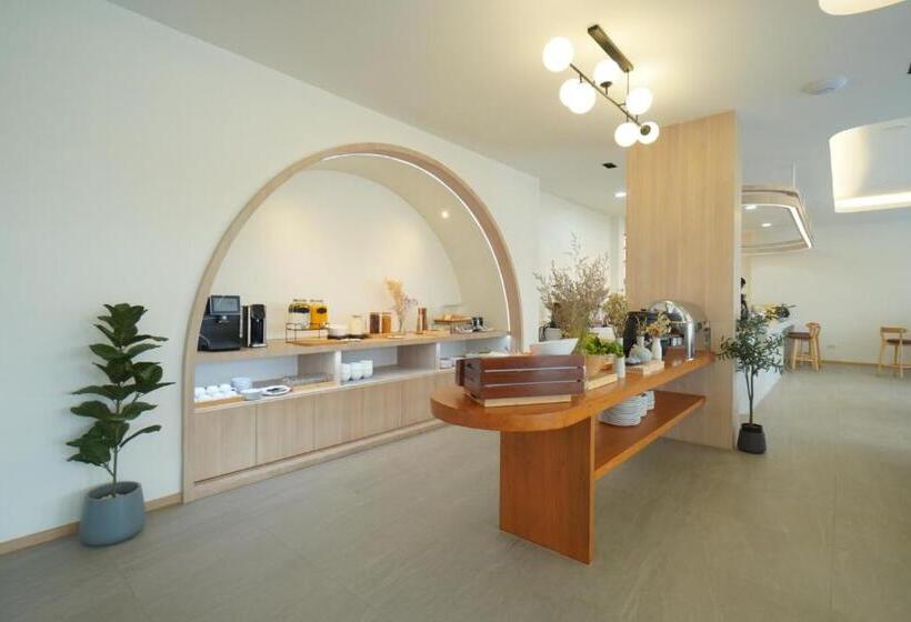 Alto Hotel M