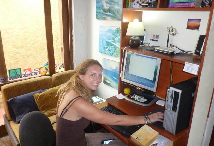 تختخواب و صبحانه Hospedaje Punta Hermosa