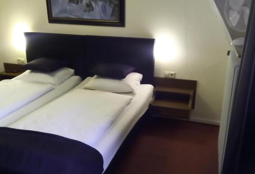 ベッドアンドブレックファースト Villa Cornely