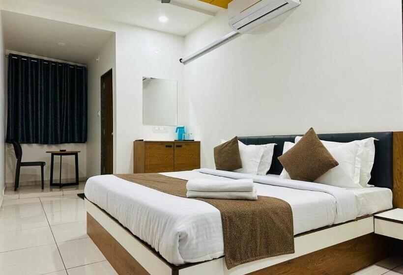 酒店 Dwarika Inn By Mantram Hospitality