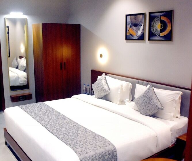 فندق Regenta Inn Motikhavdi Jamnagar