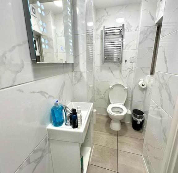 Пансион Kent House Suites   Se26