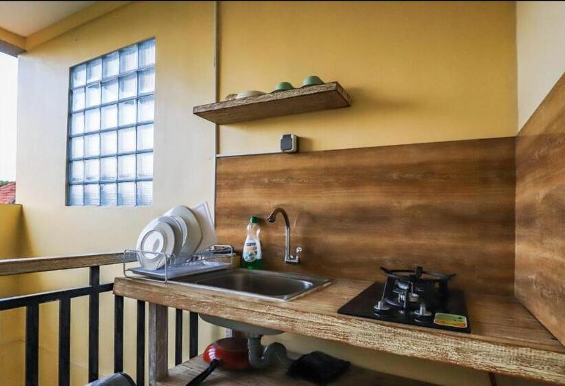 펜션 Utu Ubud Apartments/ 3rd Floor: Modern Studio In Most Center