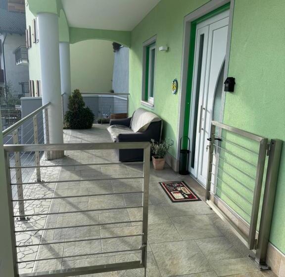Пансион Villa Zoe   Suite Con Sauna