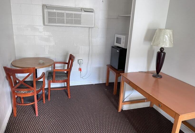 Royal A Motel