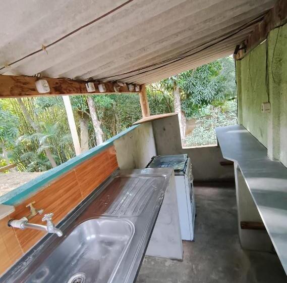 Canastra Hostel E Camping   Quartos