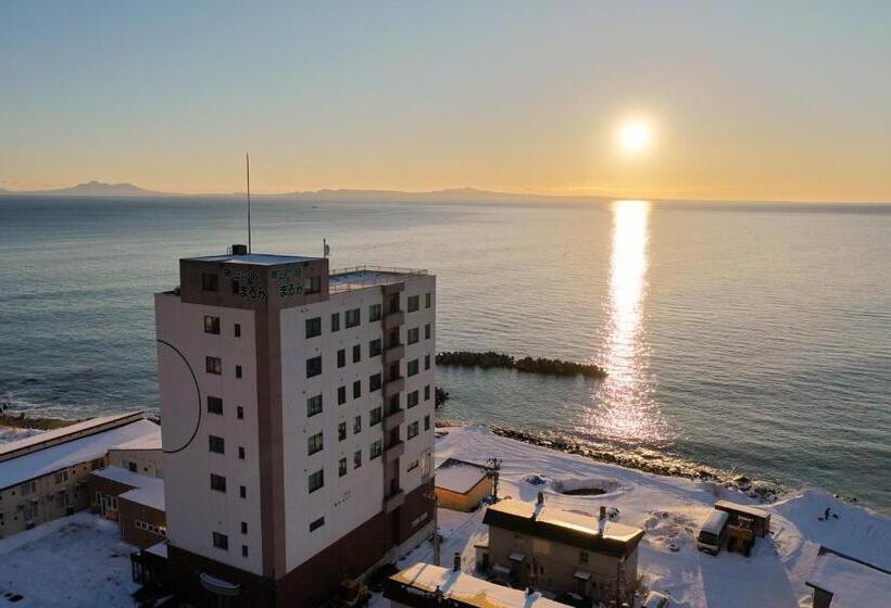 Отель Livemax Resort Shiretoko Sea Front