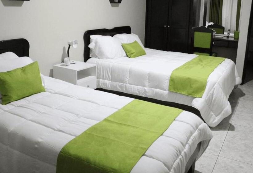 فندق América Heredia