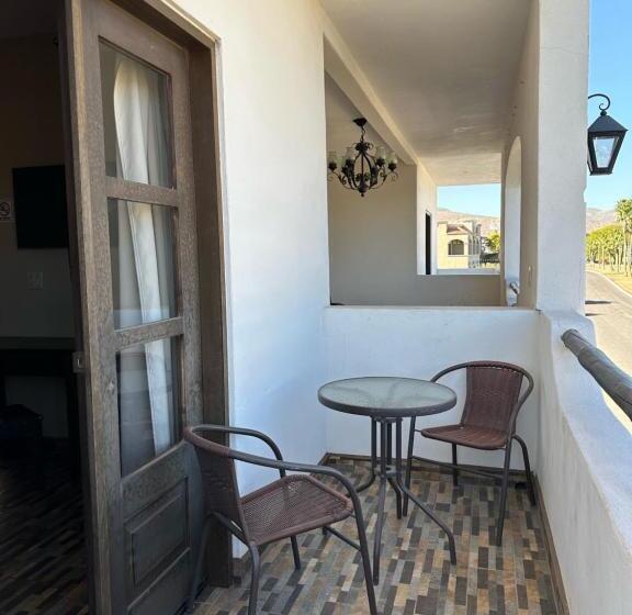 Hotel Chulavista Loreto