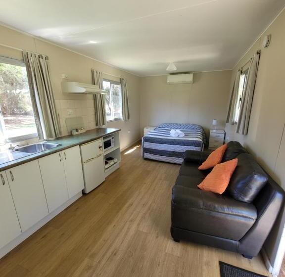 מוטל Mt Barker Holiday Park   Western Australia