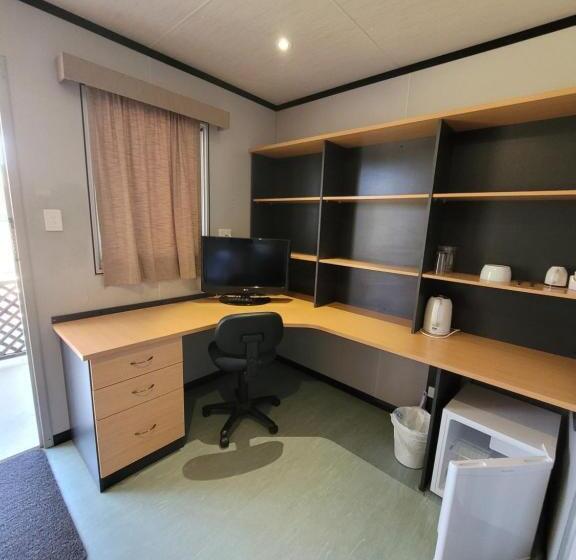 מוטל Mt Barker Holiday Park   Western Australia