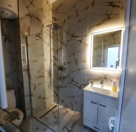 پانسیون Authentic Belgrade Centre   Luxury Suites