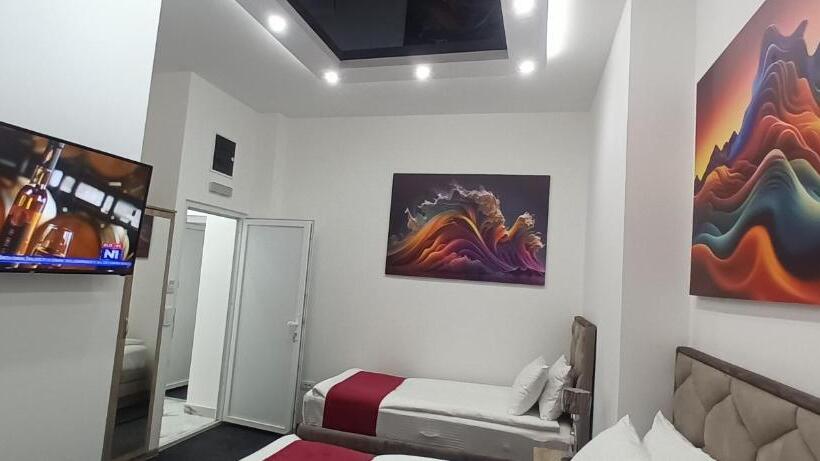 پانسیون Authentic Belgrade Centre   Luxury Suites