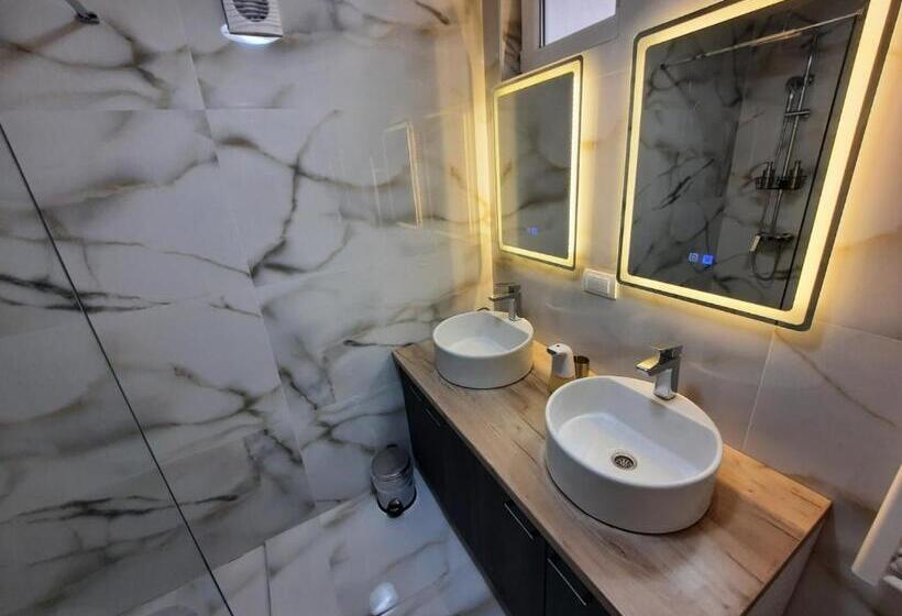 پانسیون Authentic Belgrade Centre   Luxury Suites