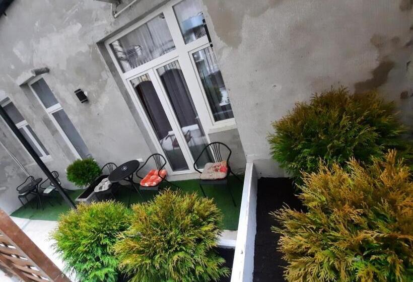 پانسیون Authentic Belgrade Centre   Luxury Suites