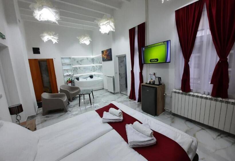 پانسیون Authentic Belgrade Centre   Luxury Suites
