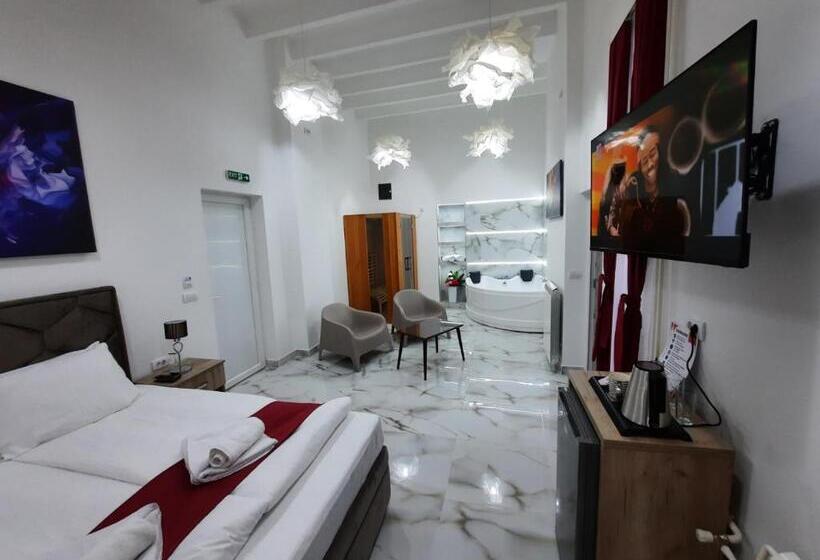 پانسیون Authentic Belgrade Centre   Luxury Suites