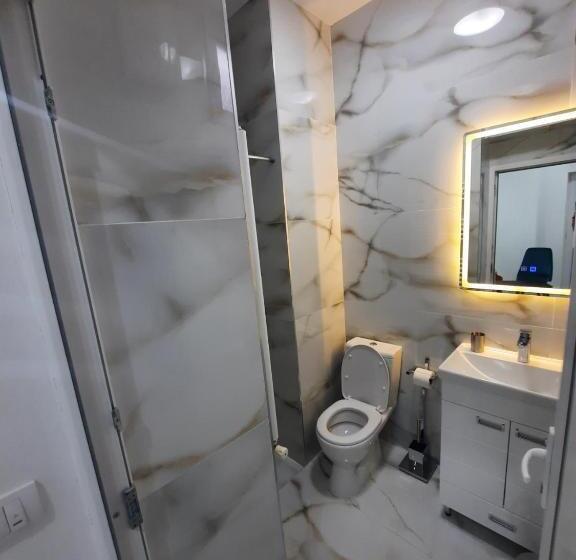 پانسیون Authentic Belgrade Centre   Luxury Suites